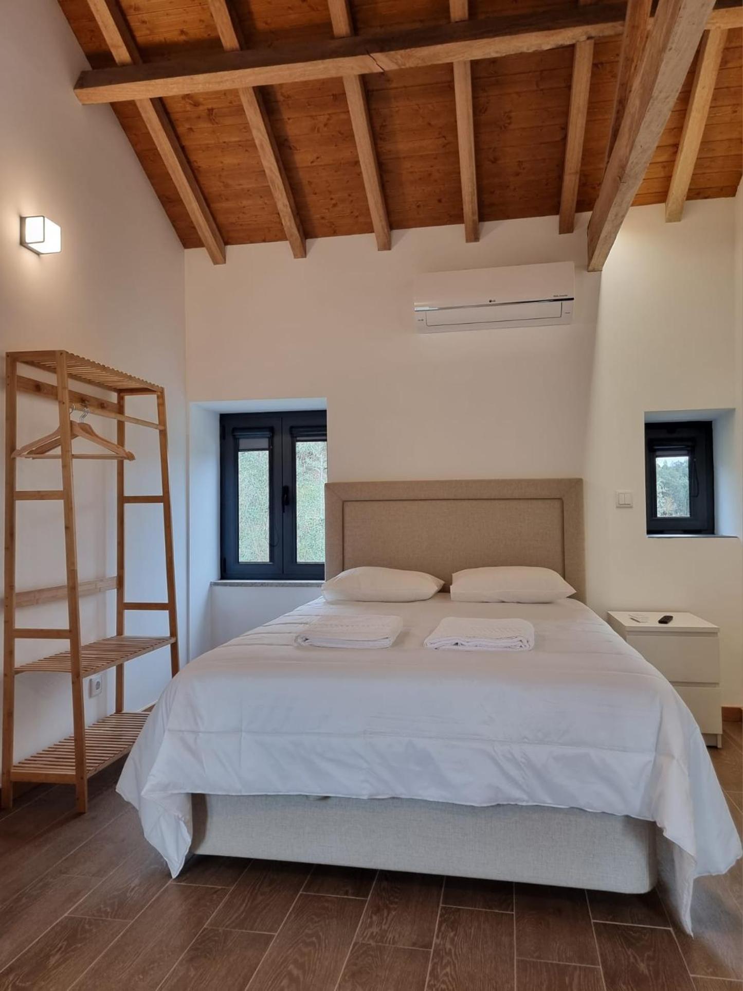 Casa De Baixo Studios Arouca Phòng bức ảnh